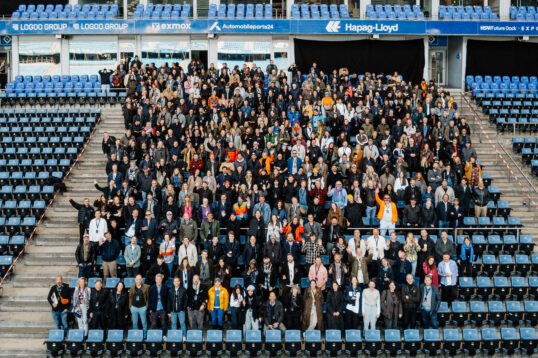 Gruppenfoto_ADC_JURYTAGE_25_c_Kevin_MohrADC